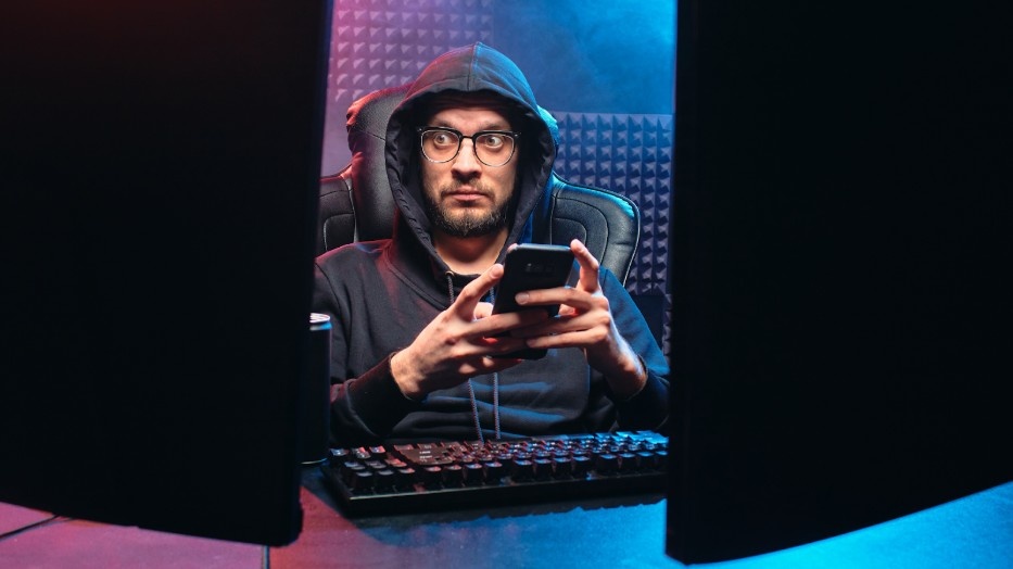 What Should You Do if You Get a Call from 877-613-7414